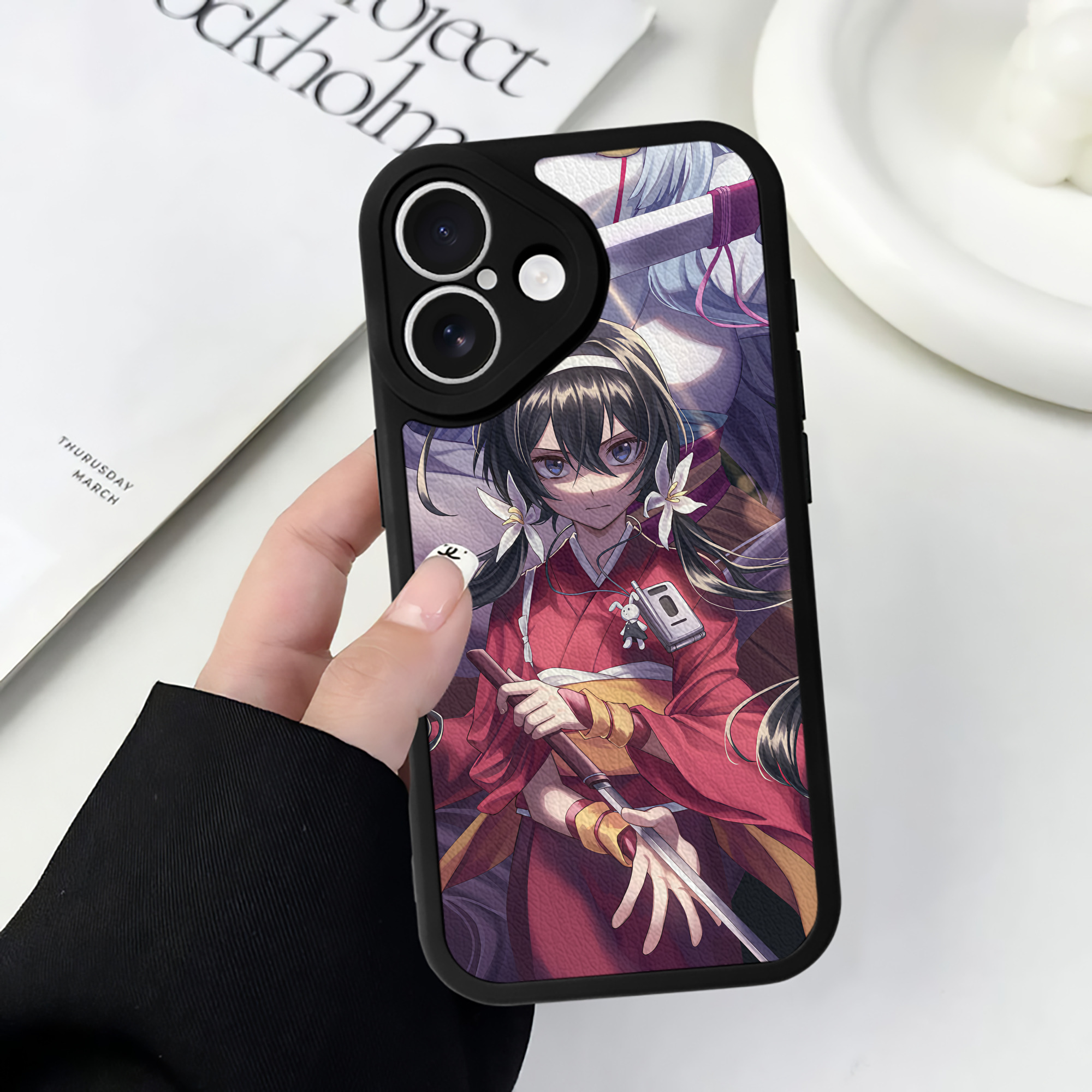 （画像用） 文豪ストレイドッグス Bungo Stray Dogs 【iPhone 16シリーズ対応】シリコンスマホケース（レザー調） 材質：シリコン